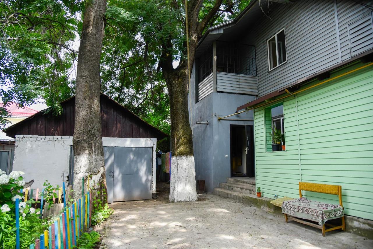 Almaty Hostel Dom Koktobe Екстер'єр фото